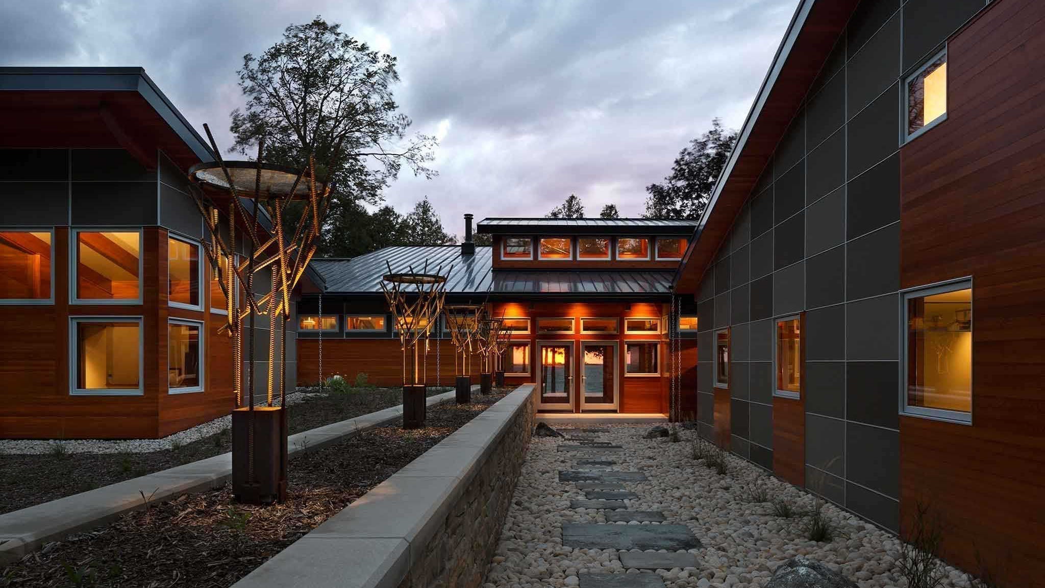 How to Choose the Right Architect for Your Custom Home