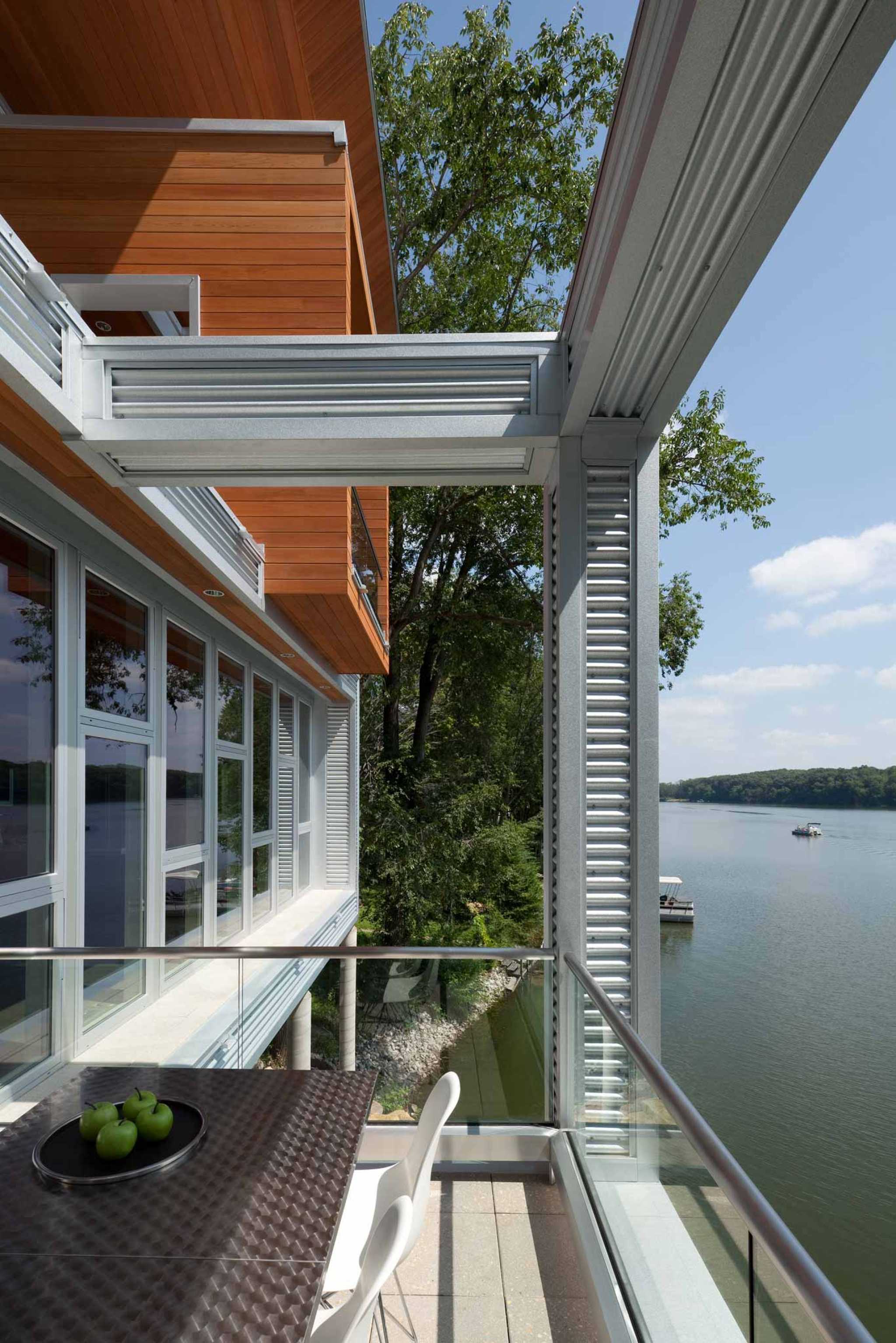 Cabin 717, Iowa. Residential Architecture by Akar Architecture, Iowa City, Iowa.