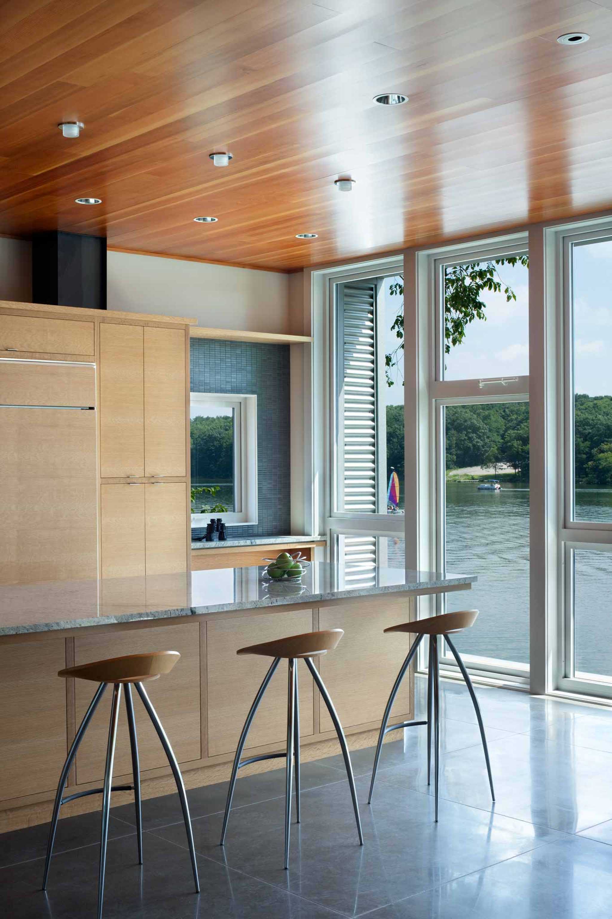 Cabin 717, Iowa. Residential Architecture by Akar Architecture, Iowa City, Iowa.