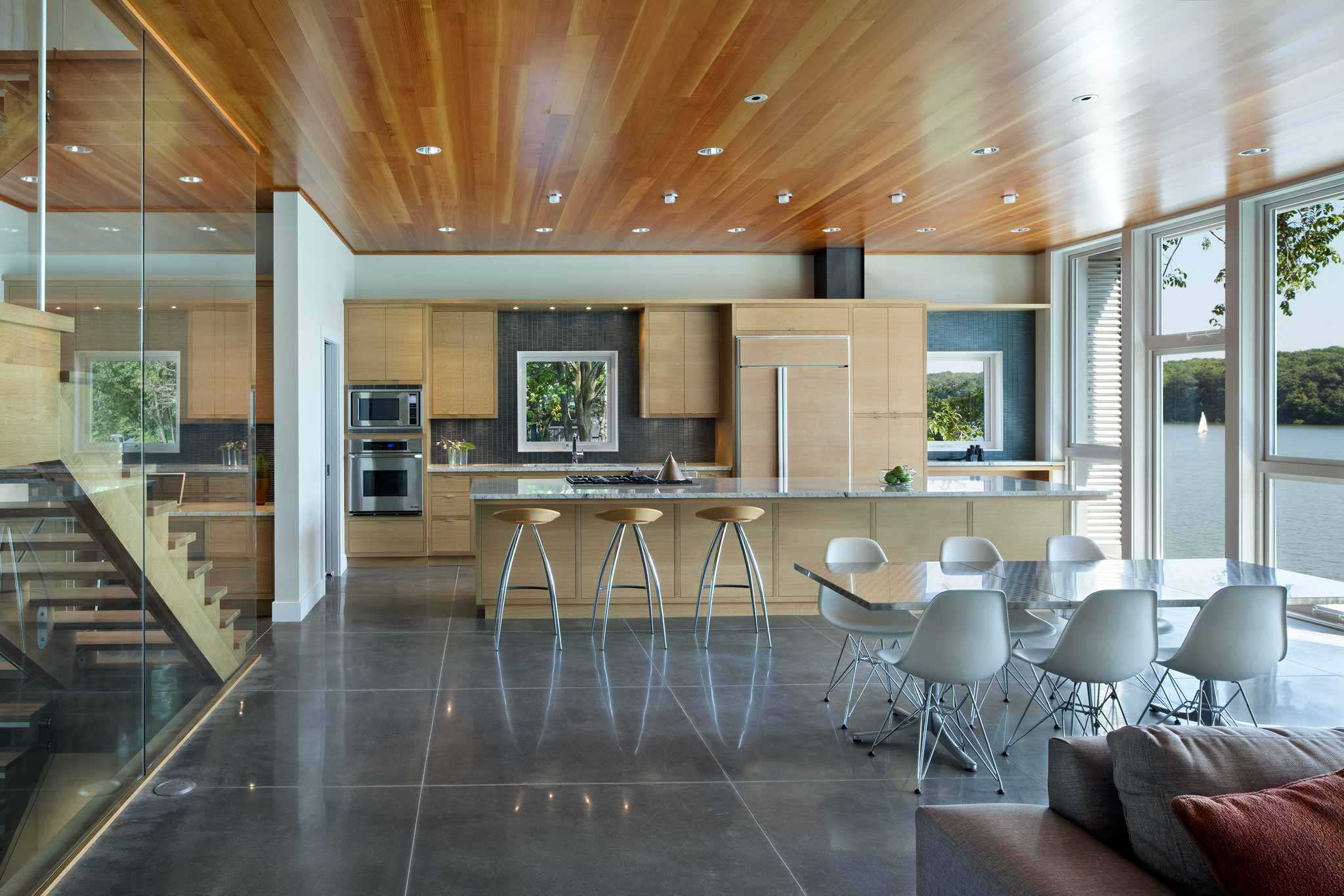 Cabin 717, Iowa. Residential Architecture by Akar Architecture, Iowa City, Iowa.