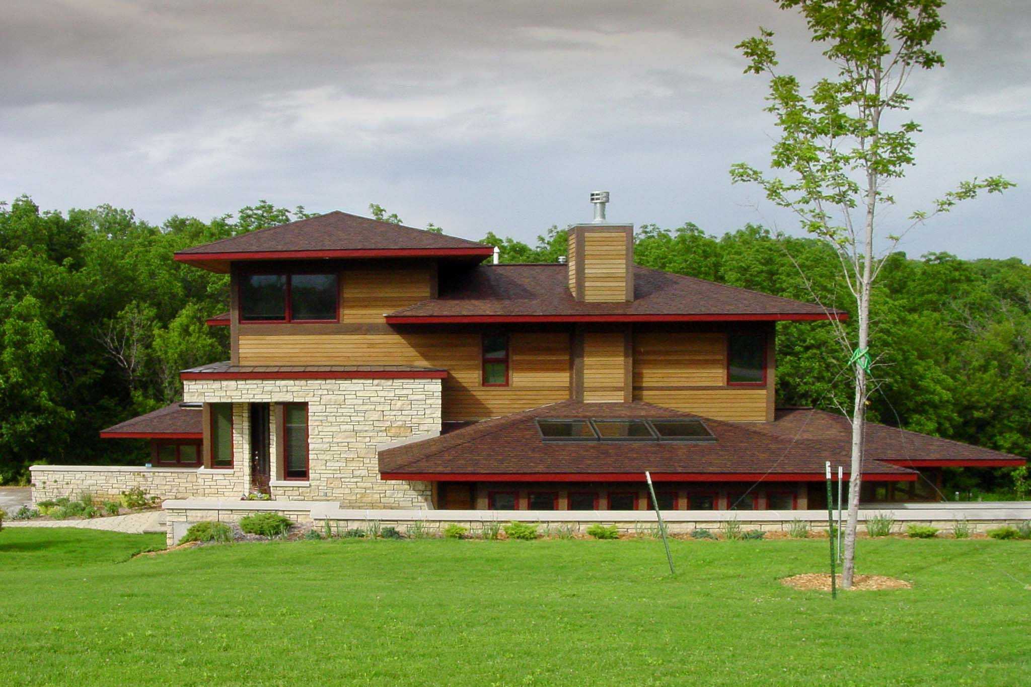 Be House
