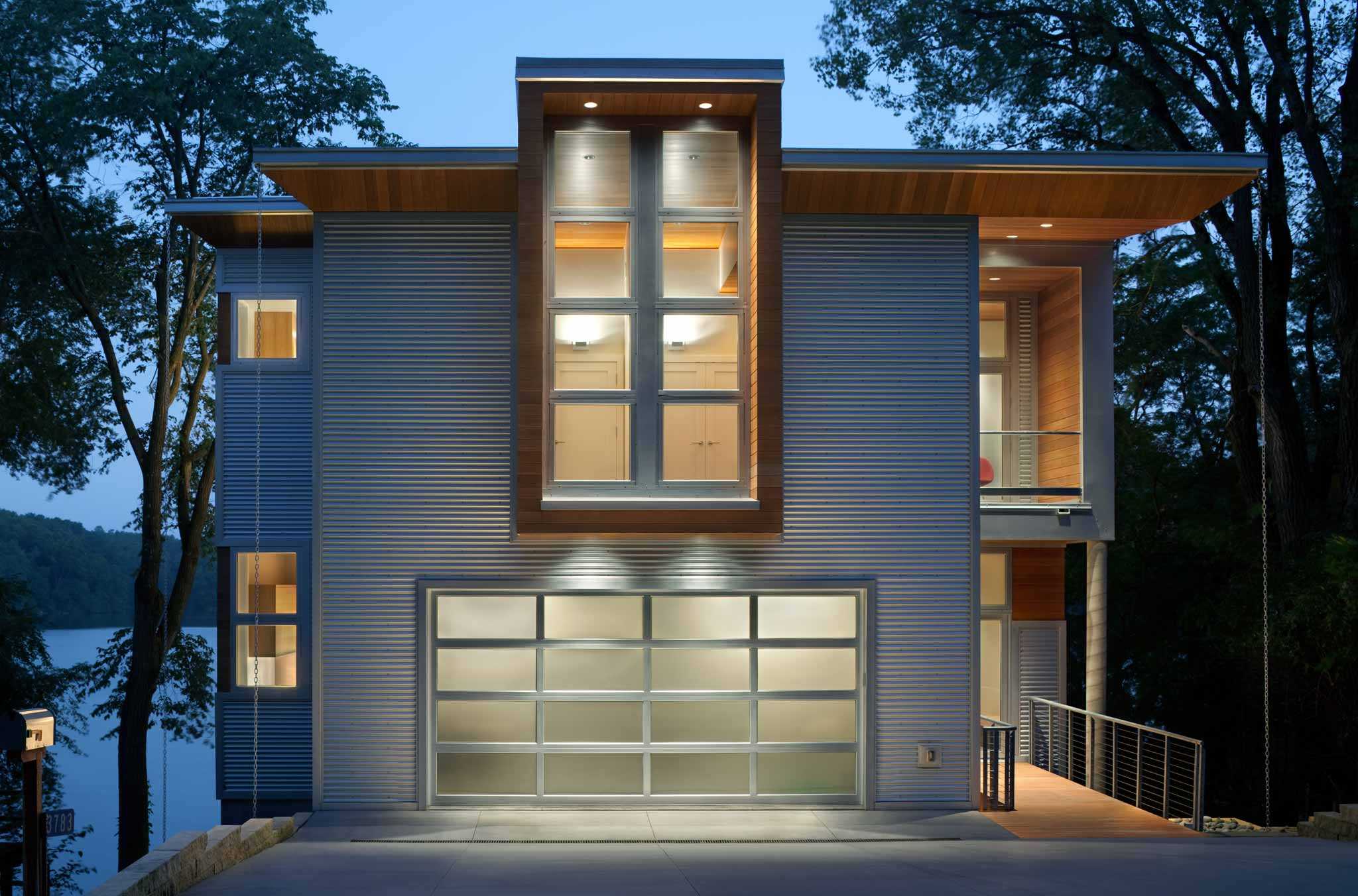 Cabin 717, Iowa. Residential Architecture by Akar Architecture, Iowa City, Iowa.