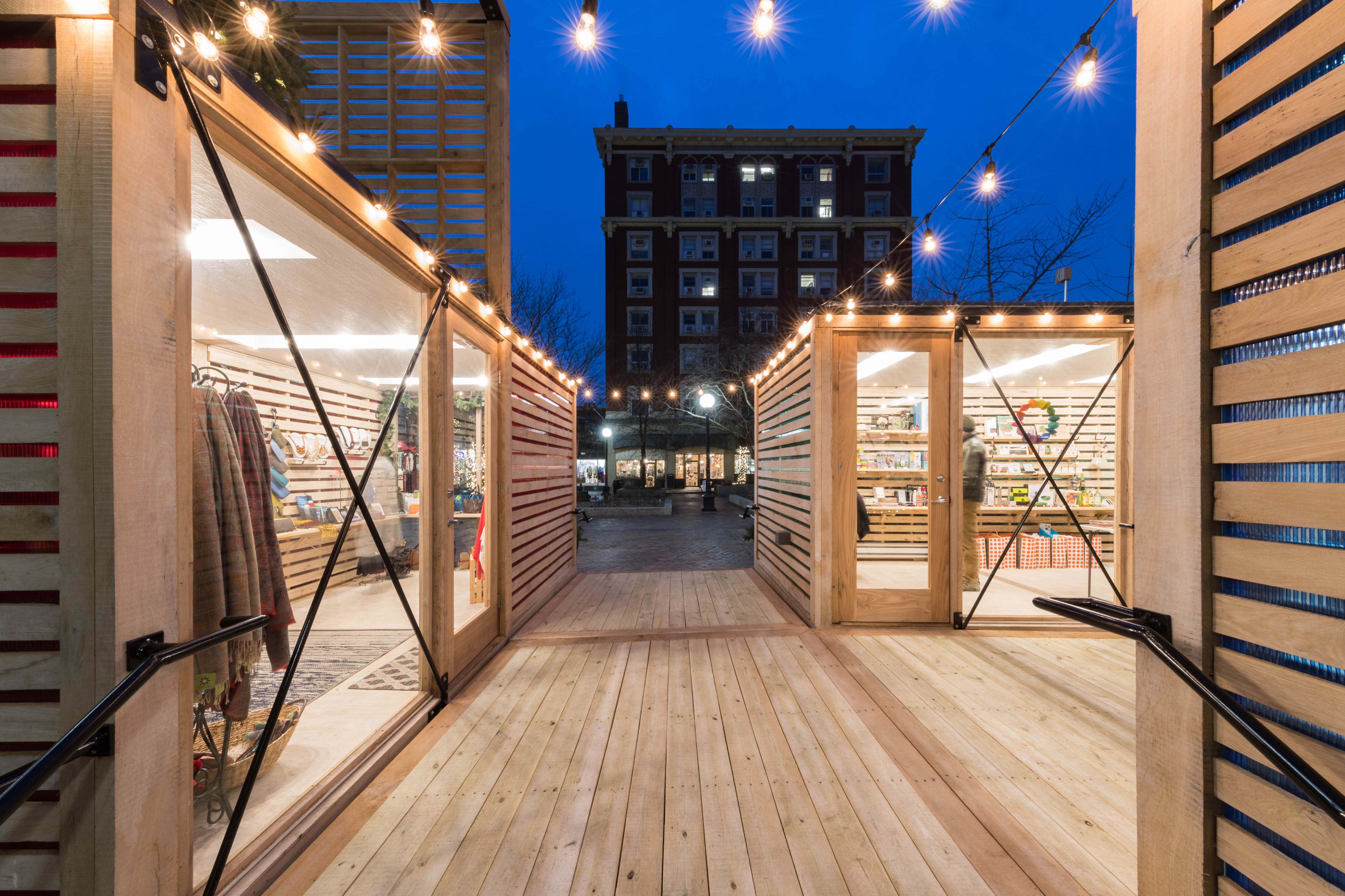 Downtown Iowa City Pop-Up Shops