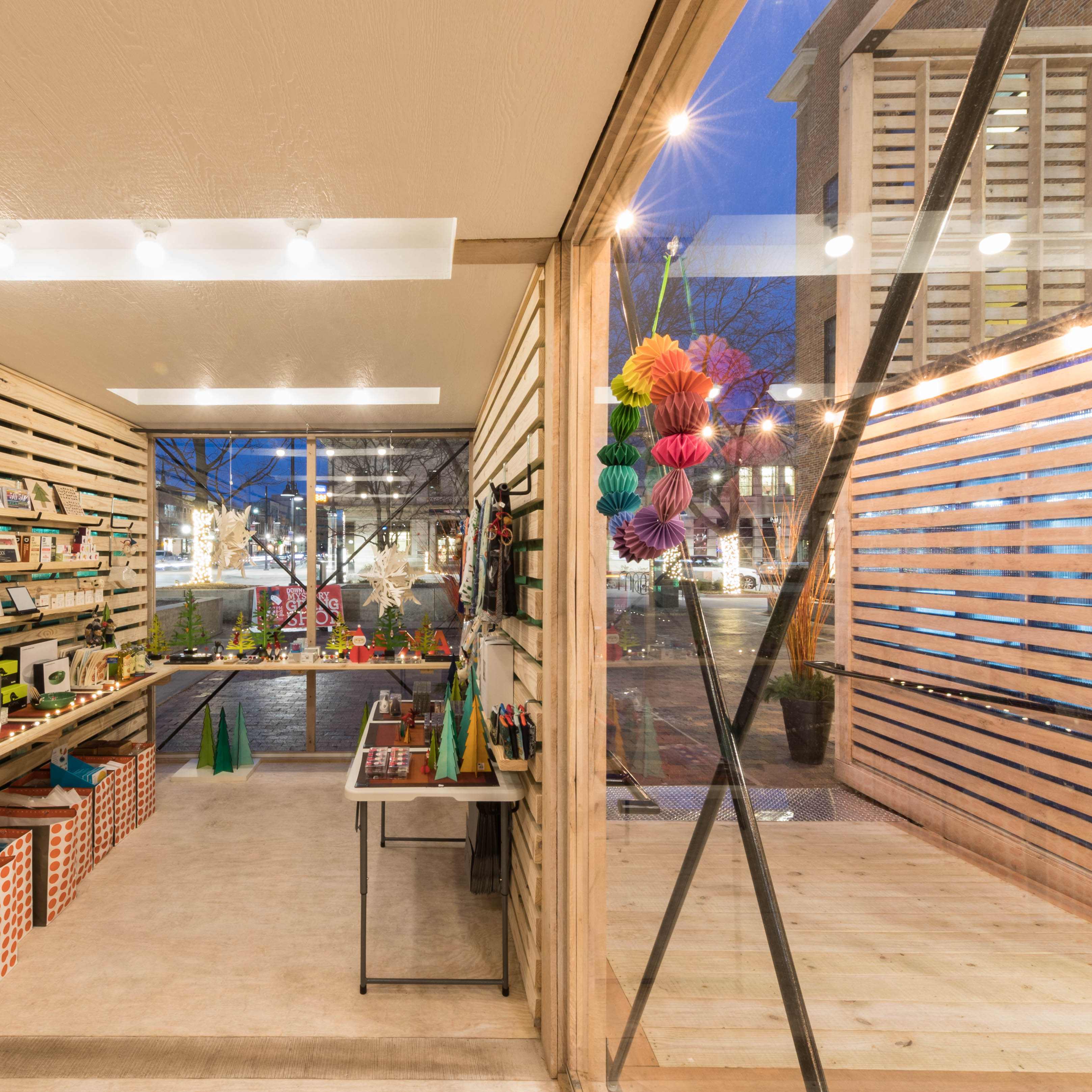 Downtown Iowa City Pop-Up Shops